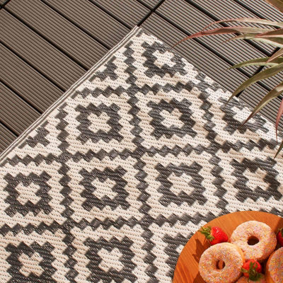 Geometric Outdoor Rug Large Garden Waterproof Non Slip Area Patio Mat - 3