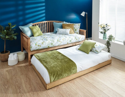 GFW Madrid Wooden Day Bed & Trundle Set  Oak