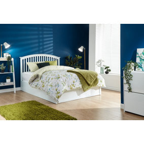 GFW Madrid Wooden Ottoman Bed 135cm Double White