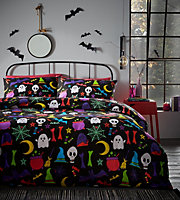 Ghouls and Ghosts Glow in the Dark Double Duvet Cover and Pillowcases Set