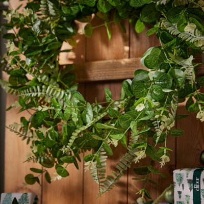 Giant Botanical Xmas Decoration Christmas Door Wreath 62cm - 4