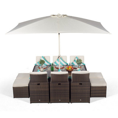 Brown rattan deals cube dining set