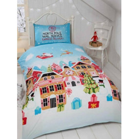 Gingerbread Town 4 in 1 Junior Christmas Bedding Bundle (Duvet, Pillow and Covers)