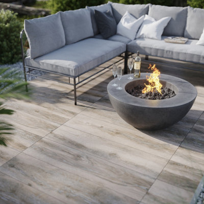 Glade Matt Olive Wood Effect Porcelain Outdoor Tile - Pack of 2, 0.72m² - (L)1205x(W)300