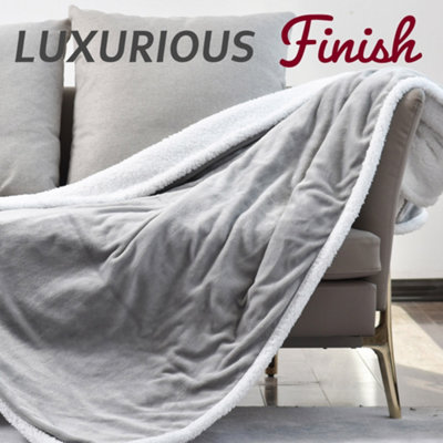 Glamhaus Luxury Sherpa Fleece Fitted Electric Blanket - Glamhaus