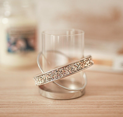 Glass Candle Holder With Crushed Diamond Design