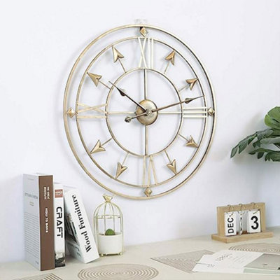 Gold Retro Round Arrow Type Metal Roman Numerals Wall Clock Dia 60 cm