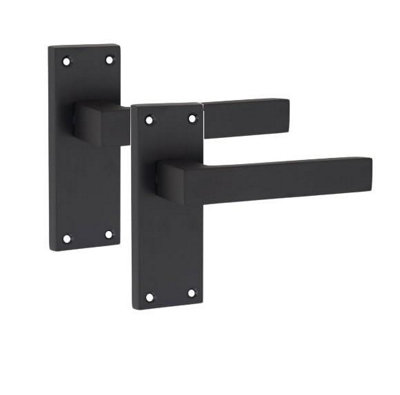 Golden Grace 1 Pair of Victorian Straight Delta Handle Latch Door Handles Matt Black with 120mm x 40mm Backplate