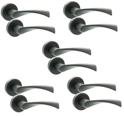 Golden Grace 5 Pairs of Astrid Twist Design Matt Black Finish Door Handles On Rose