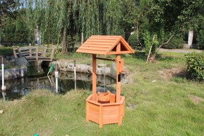 Gr8 Garden Wooden Wishing Well Bucket Planter Plant Flower Pot Patio ...