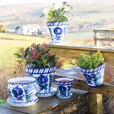 Granada Hand Painted White Outdoor Garden Patio Terrace Bola Plant Pot (D)  25cm