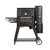 Gravity Series™ 560 Grill & Smoker by Masterbuilt