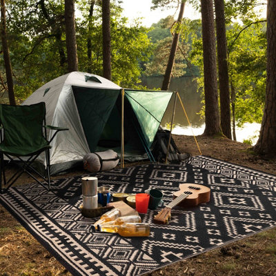 Green Decore 120 x 180 cm Venice Black/Beige Reversible Plastic Camping, Picnic and Garden Outdoor Rug