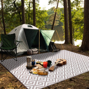 Green Decore 270 x 360 cm Taupe / White Reversible Plastic Camping, Picnic and Garden Outdoor Rug