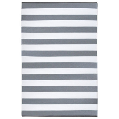 Green Decore Lightweight Reversible Stain Proof Plastic Outdoor Rug