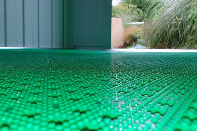 Green Recycled Polyurethane Versatile Non Slip Floor Tile (Pack of 4) - 5