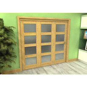 Green & Taylor Shaker Oak 4 Lite Frosted Glass Roomfold Internal Bi-folding Doorset - 2133 x 2060 x 133mm (WxHxT)
