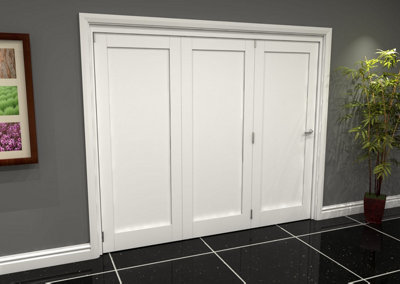 Green & Taylor White Primed Shaker 1 Panel Roomfold Internal Bi-folding Doorset - 2361 x 2060 x 133mm (WxHxT)
