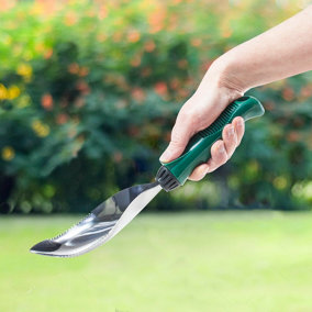 Garden store trowel b&q