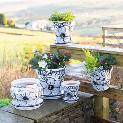 Grey Flowers Hand Painted Outdoor Garden Bola Pot & Drainage Plate (D) 25cm