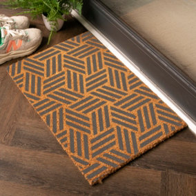 Grey Geometric Lines Pattern Doormat