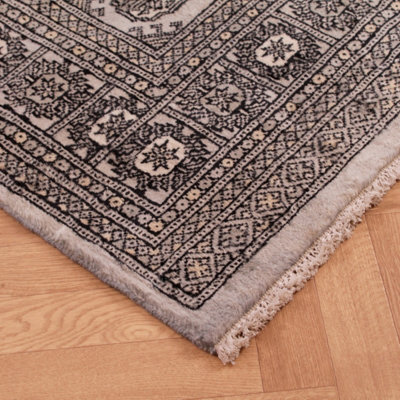 Grey Luxurious Bordered Traditional Floral Geometric Wool Handmade Rug For Living Room Bedroom & Dining Room-150cm X 240cm