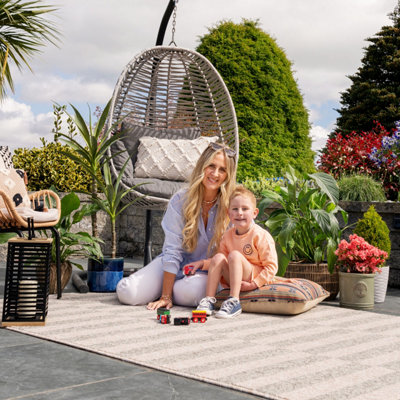 Grey Stripe Indoor Outdoor Washable Weather Resistant Rug 160cm x 230cm