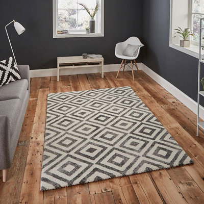 Grey/White Geometric Modern Easy to clean Rug for Dining Room -160cm X 220cm