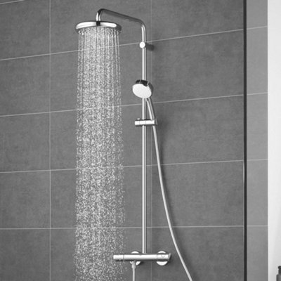 Egoísmo Salida Nominal Grohe Tempesta Cosmopolitan 210 Thermostatic Shower System - 27922001 | DIY  at B&Q