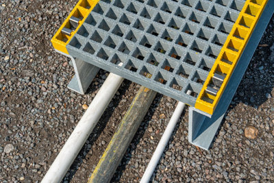 GRP Step Over Platform 1220 x 1220 x 238mm (200mm clearance) Grey/Yellow