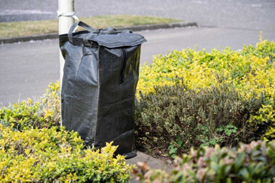 Gull Proof Sack - Manufactured from heavy duty industrial fabric - With Carry Handles - 178L capacity - 5