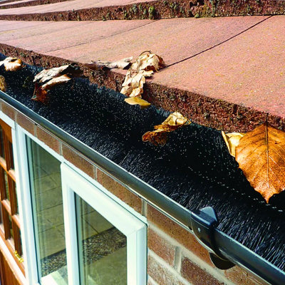 Gutter Brush Drain Down Pipe Leaves Filter Leaf Derbis & Moss Guard ...