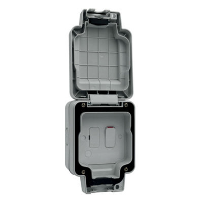 Hager WXPSSU83FO Sollysta Weatherproof Switched Spur Connection Unit with Flex Outlet IP66