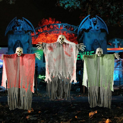 3-delige Halloween Skelethangdecoratie – 100 X 75 Cm – Binnen & Buiten – Met Beweegbare Armen – Zwarte Heksenhoeden – Griezeleffect