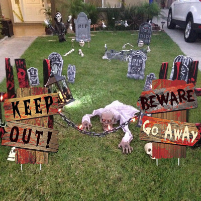 Aazon.co : Halloween Decorations Beware Signs Yard Stakes Outdoor