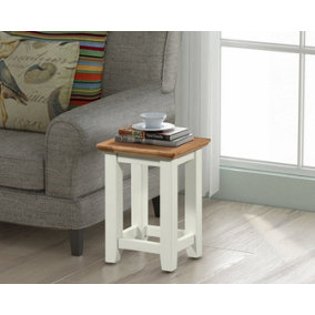 Hallowood Furniture Clifton Oak Small Occasional Table