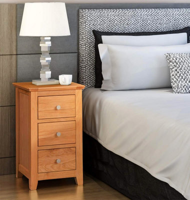 Hallowood Furniture Hereford Oak Small Bedside Table at B&Q