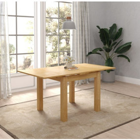 Hallowood Furniture Waverly Oak Small extending table