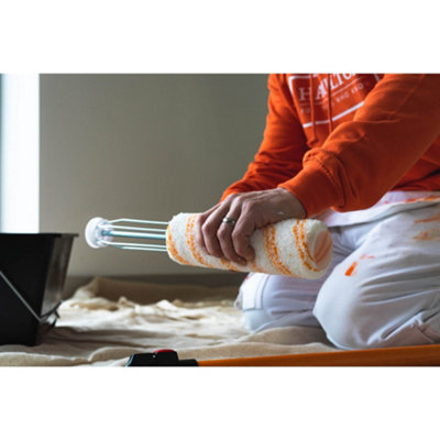 Hamilton Arizona Medium Pile Emulsion Paint Roller Set 9" & Extension Pole (8 Piece)