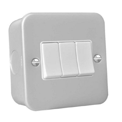 Hamilton MCR23WH-W Metal Clad 3 Gang 2 Way Switch