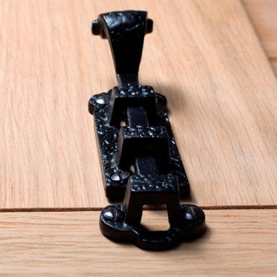 Hammer & Tongs Straight Antique Fish Tail Surface Bolt - W90mm - Black