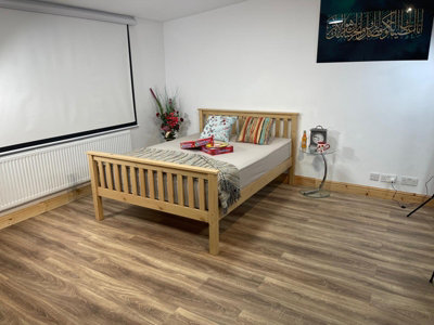 Hampshire Solid Wooden Bed Frame 5ft - UV Waxed