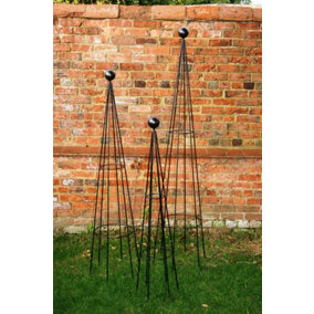 Hampton 4Ft Obelisk Bare Metal/Ready to Rust - Garden Plant Border Support - Solid Steel - L27 x W27 x H121.9 cm