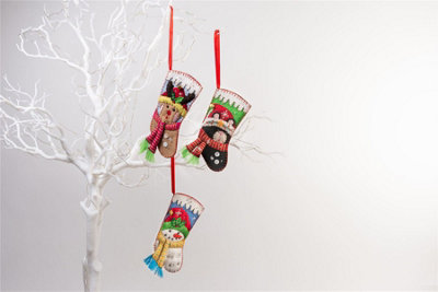 Handmade Felt Snowman Heart Christmas Tree Hanging Decoration - 16 cm