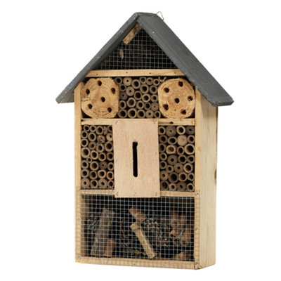 Handmade Wooden Insect Hotel Bug House Bee Butterfly Ladybird Shelter Wildlife Care Garden Gift