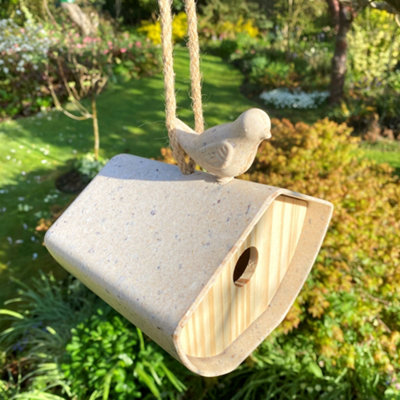 Hanging Bird House Nest Box for Garden - Outdoor Nesting Shelter for Bluetit Sparrow - Eco Nester Roosting Pouch, 3cm Hole