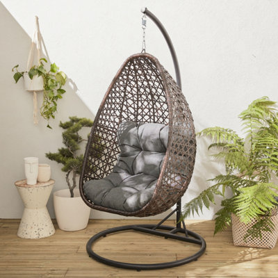 B&q egg outlet chair