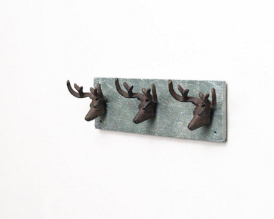 Hanging Stags Head Hook Plaque