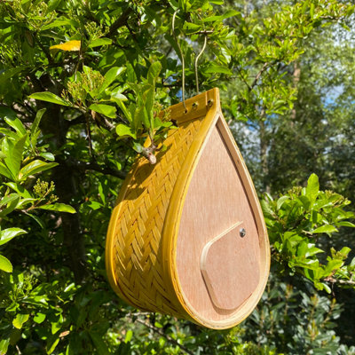 Hanging Teardrop Butterfly Habitat Hotel - 4