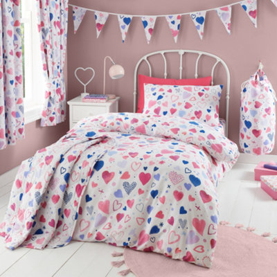 Happy Linen Company Hearts Bedding Set